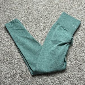 NVGTN Scrunch Leggings